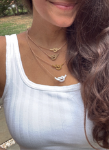 Load image into Gallery viewer, Mini knotty knot necklace - butter

