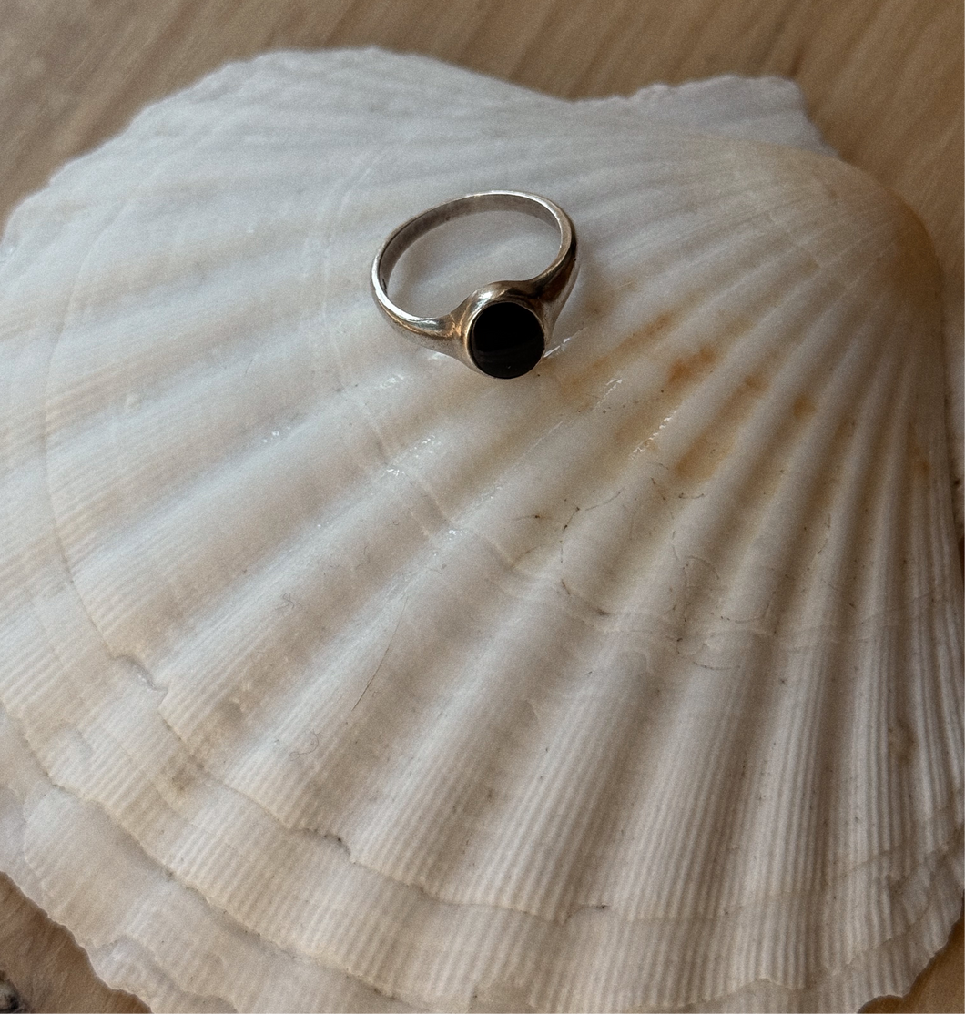 Vintage onyx ring