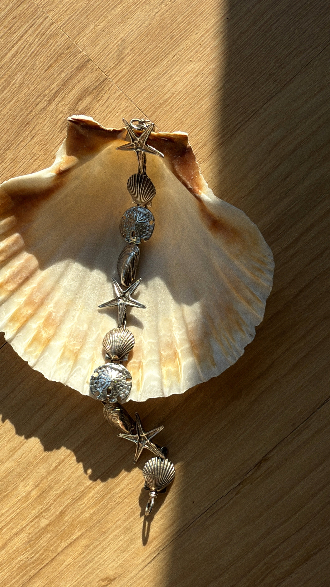 Vintage Sterling Silver Sea Life bracelet