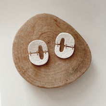 Load image into Gallery viewer, cassie earrings in &quot;stucco&quot;
